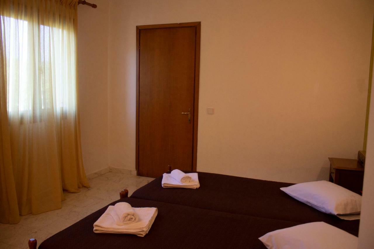Zephyros Aparthotel Polychrono Luaran gambar