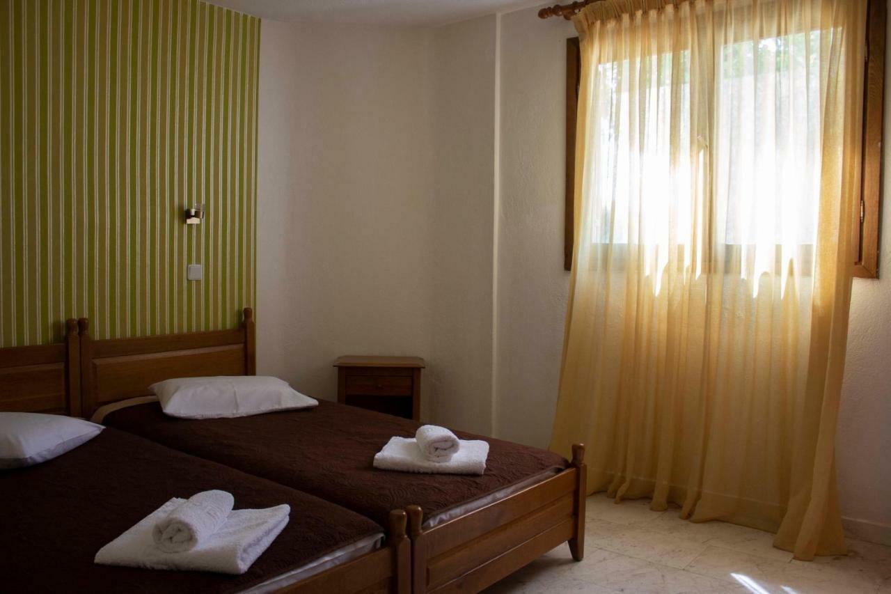 Zephyros Aparthotel Polychrono Luaran gambar